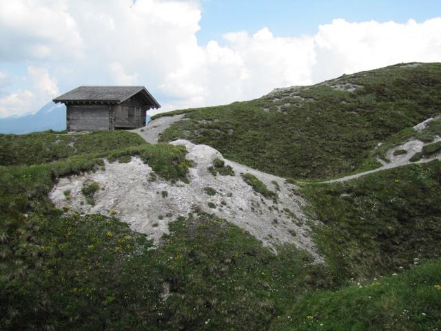 bei der Schutzhütte Punkt 2043 m.ü.M.