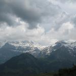 Blick von der Terrasse aus Richtung Wildstrubel und Glacier de la Plaine Morte