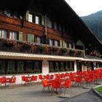 Start der Wanderung ist beim Hotel-Restaurant Simmenfälle, am Ende des Obersimmental