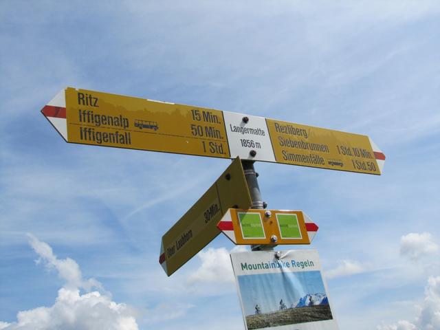 Wegweiser bei der Langermatte 1857 m.ü.M.