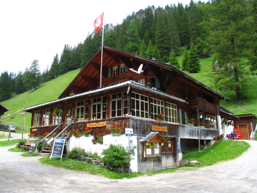 beim Hotel-Restaurant Iffigenalp haben wir wieder eine Pause eingelegt