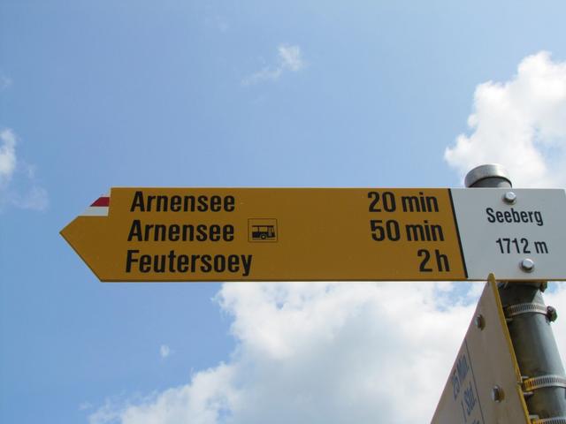 Wegweiser auf Seeberg 1712 m.ü.M. unser nächstes Ziel, der Arnensee