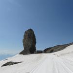 die Quille du Diable eine mächtige Felsnadel ragt aus dem Gletscher heraus