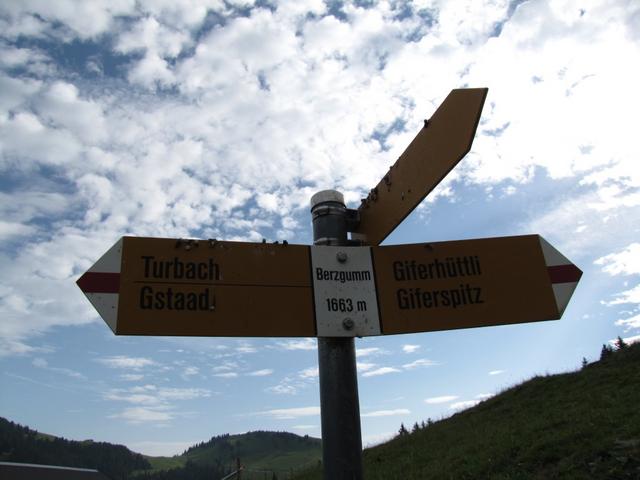 Wegweiser bei Berzgumm 1663 m.ü.M.