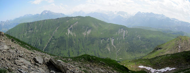 schönes Breitbildfoto vom Wistätthorn und das Turbachtal. Dort waren wir auch schon