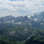 schönes Breitbildfoto mit Blick zum Wildhorn. Die Wildhorn Rundtour war einmalig schön