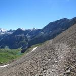 kurz nach Punkt 2344 m.ü.M. biegen wir rechts ab Richtung Wildhornhütte