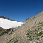 am Horizont taucht der Rawilpass auf