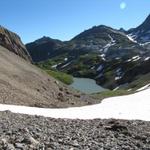 Blick zurück zum See. Rechts oben liegt die Wildstrubelhütte