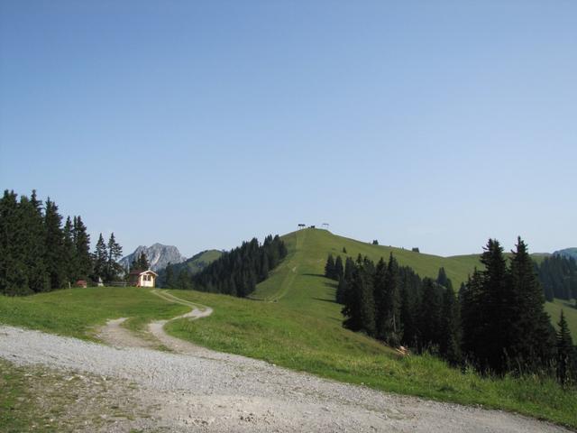 bei Punkt 1812 m.ü.M. mit Blick auf den Hugeligrat