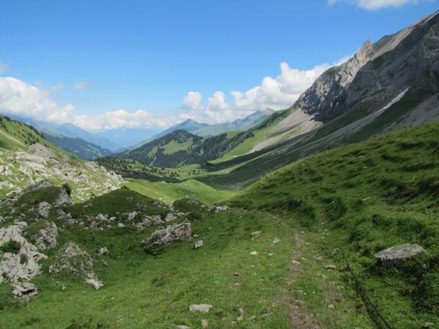 wir wandern nun durch das kleine Lurnigtal Richtung Adelboden