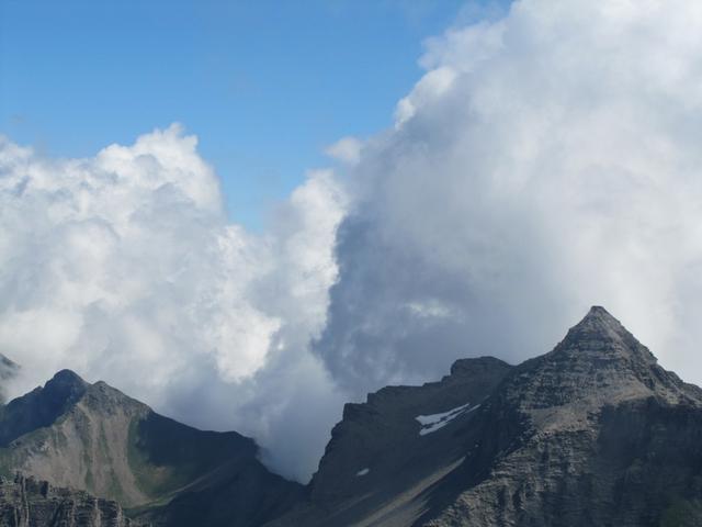 Wolken ziehen beim Gsür auf