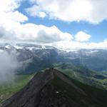 bei Punkt 2344 m.ü.M. mit Blick auf den Tierberg und Wildstrubel