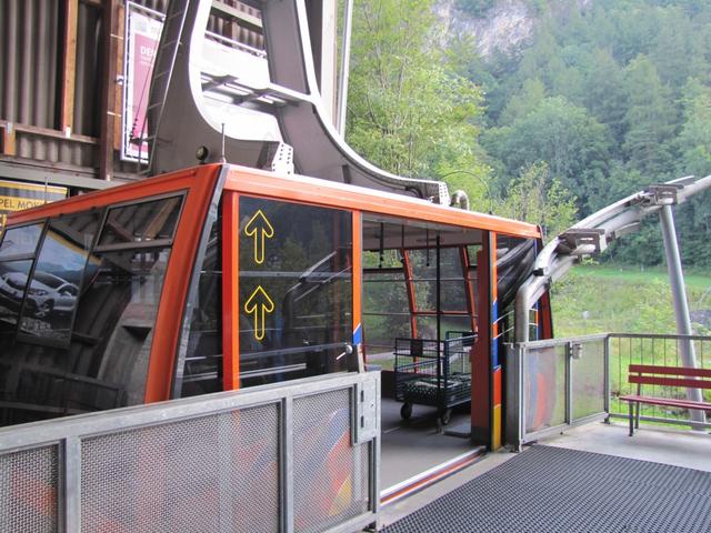 mit der grossen Seilbahn geht es bequem von Meiringen hinauf nach Planplatten