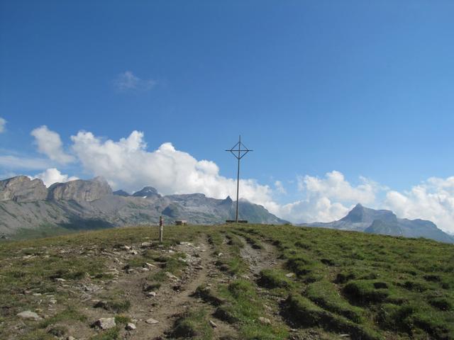 wir haben die kleine Anhöhe bei Gumm 2141 m.ü.M. erreicht