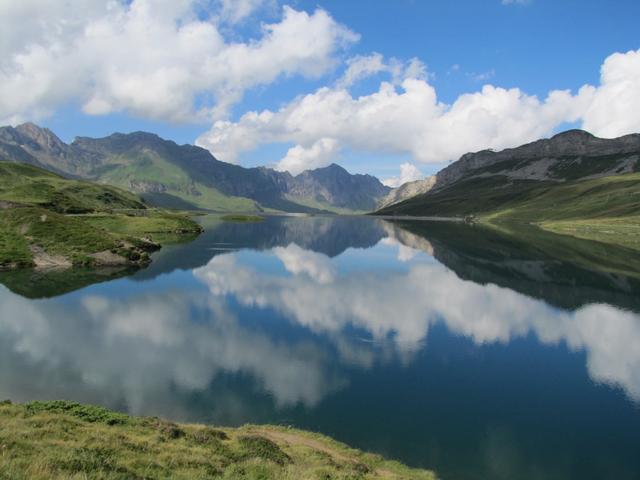 obwohl ein Stausee, ist der Tannensee ein sehr schöner See