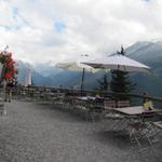 die schöne Terrasse bei der Tällihütte