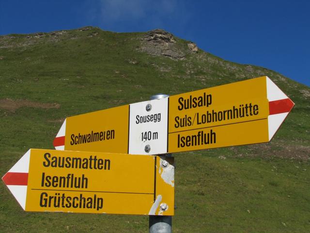 Wegweiser bei Sousegg 2140 m.ü.M.