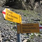 Wegweiser bei Punkt 2252 m.ü.M. weiter geht unsere Wanderung zum Tierbergsattel