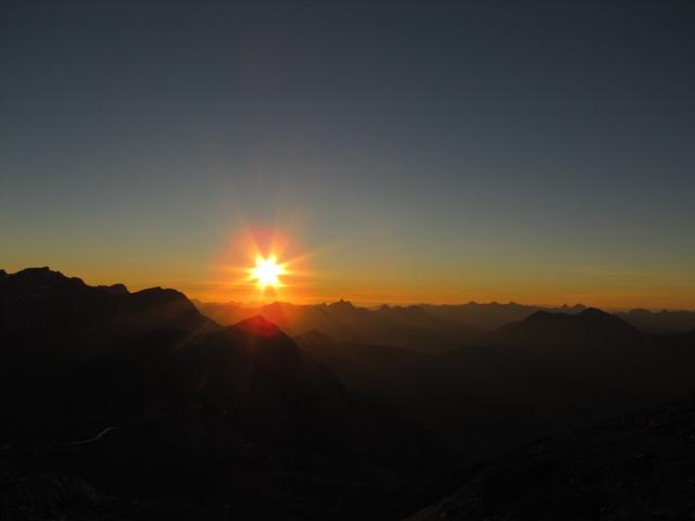 nach dem Nachtessen konnten wir einen traumhaften Sonnenuntergang geniessen