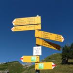 Wegweiser auf der Varneralp 2181 m.ü.M.