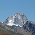 vor uns taucht das Bietschhorn auf