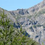 Blick zum Gemmipass. Morgen werden wir dort oben hinauf wandern