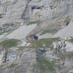 die Lämmerenhütte herangezoomt. Dort oben waren wir auch schon