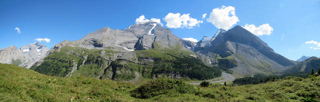 schönes Breitbildfoto mit Doldenhorn, Altels und Rinderhorn