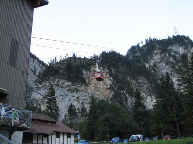 mit der Seihlbahn fahren wir bequem hinau nach Sunnbühl