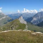 Blick zurück zum Üschenegrat und Gellihorn