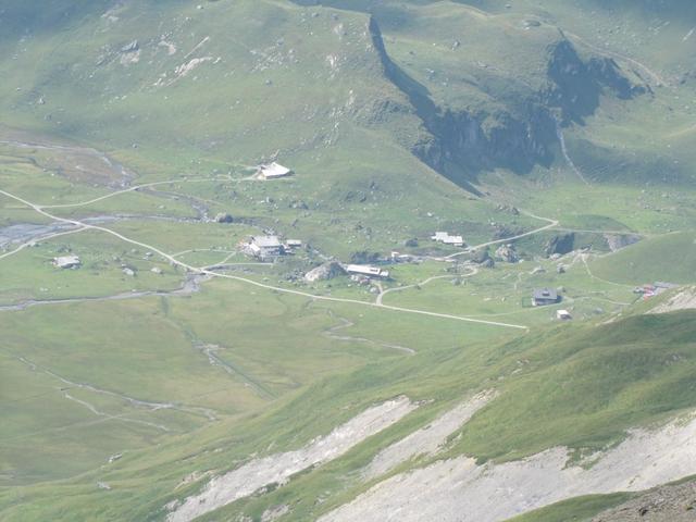 Tiefblick auf die Engstligenalp