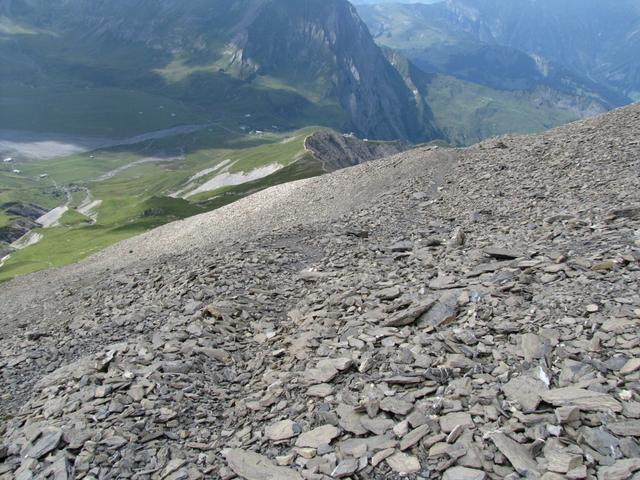 bald haben wir das Geröllfeld vom Tschingellochtighorn hinter uns