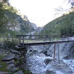 die Brücke über die Calnègia die nach Gerra 1045 m.ü.M. führt. Wir lassen sie rechts liegen