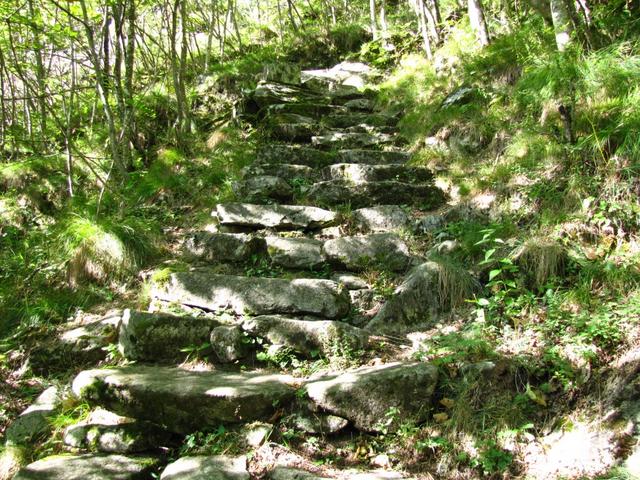 auch bei dieser Wanderung läuft man über unzählige Treppen