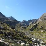 Blick auf die Bocchetta di Fiorèra. Auf der anderen Seite liegt das Val Formazza (Italien)