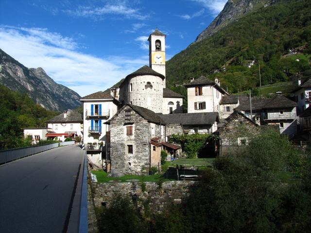 Lavertezzo im Val Verzasca 536 m.ü.M. hier beginnt unsere Wanderung auf den Pizzo d'Eus