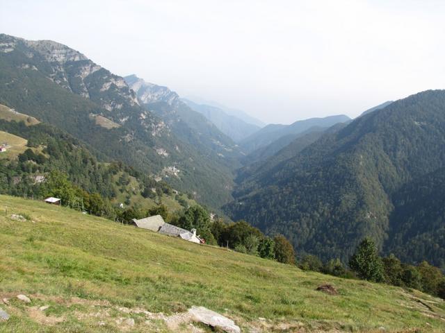 kurz vor Spruga mit Blick in das Val Onsernone