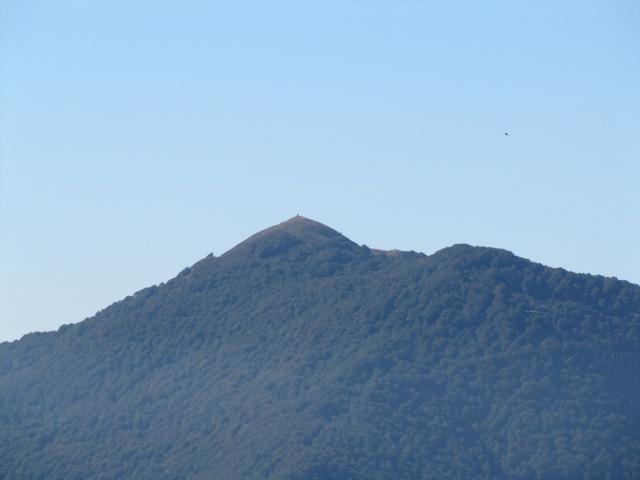 Blick zum Monte Lema. Dort oben haben wir übernachtet. Schöne Wanderung zum Monte Tamaro