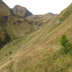 wir durchqueren nun den steilen Hang der Nolla, und wanderen Richtung Tällihütte