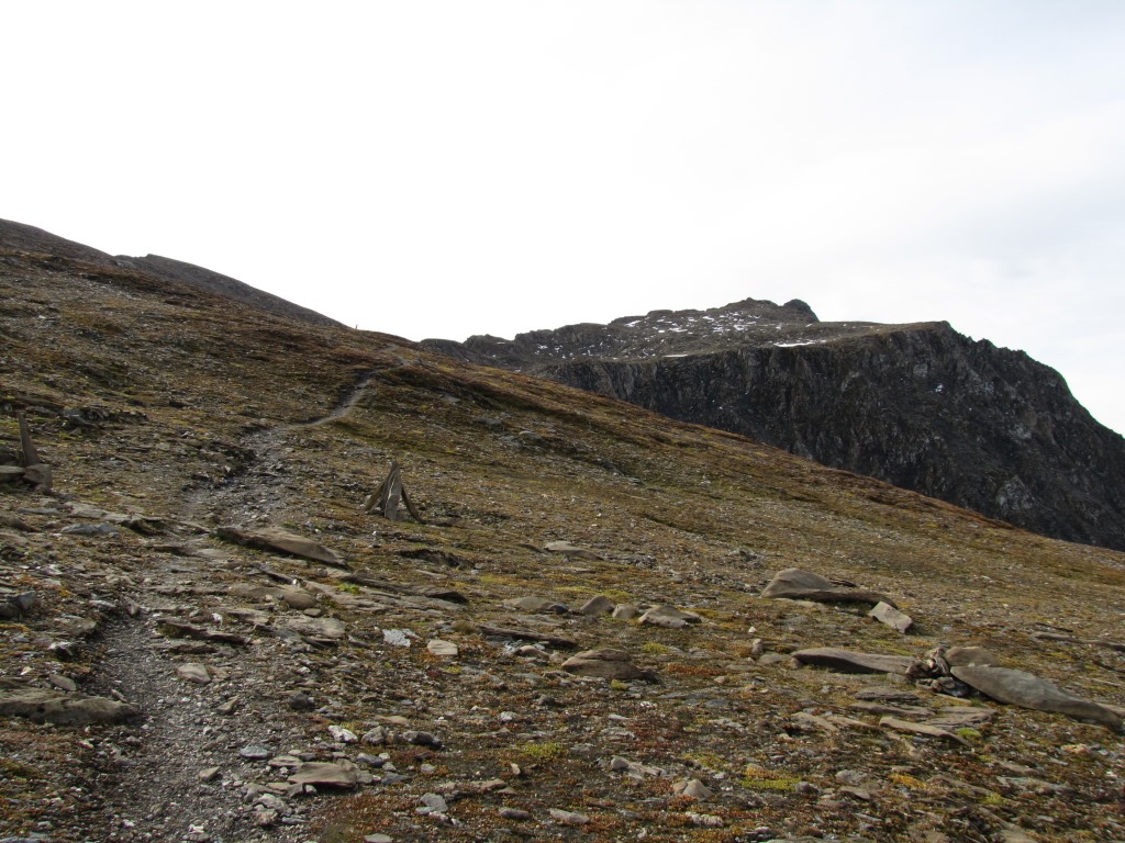 bei ca. 2700 Meter Höhe taucht vor uns der Piz Fess auf