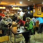 bevor es losgeht, geniessen wir in der Bar - Albergue "ORueiro" in Vilaserío einen Kaffee