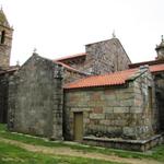 die romanische Kirche Santa María das Áreas
