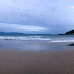 Breitbildfoto der Playa de Langosteira mit Finisterre