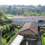 Breitbildfoto vom Hotelzimmer mit Blick auf Santiago