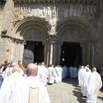 die Prozession hat als Ziel die Kathedrale von Santiago