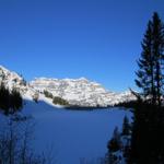 Blick über den Garichti Stausee und zum Vorder Glärnisch