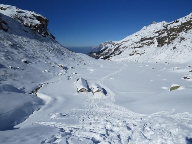 Blick auf die Alphütten von Ober Stafel