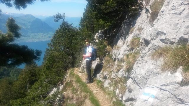 der Bergweg ist nun ausgesetzt...