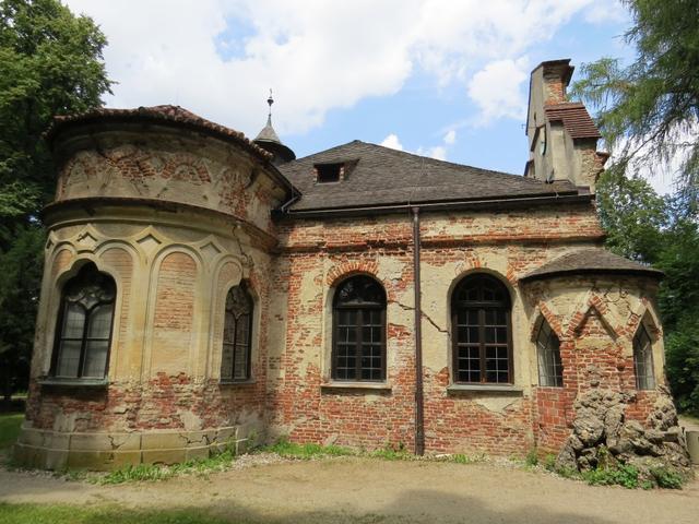 die Magdalenenklause im Schlosspark der Nymphenburg